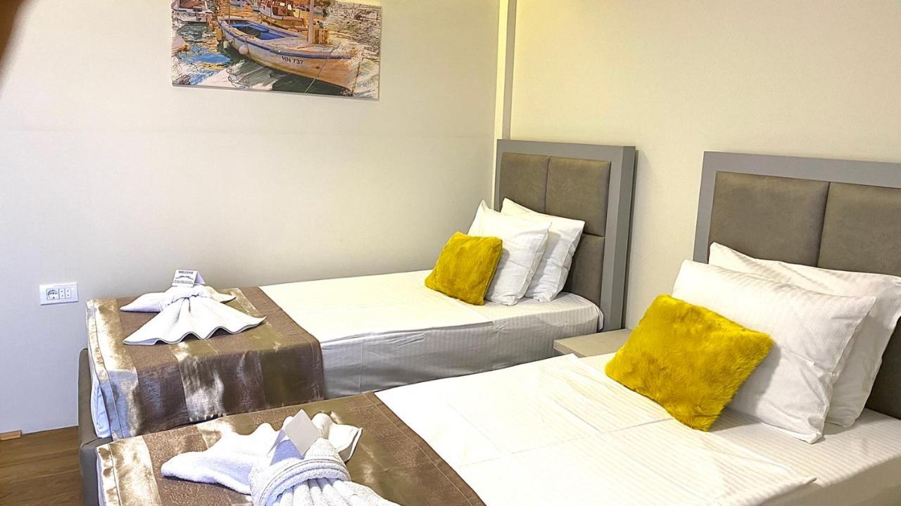 Hotel Olimpija Plus Herceg Novi Exteriör bild