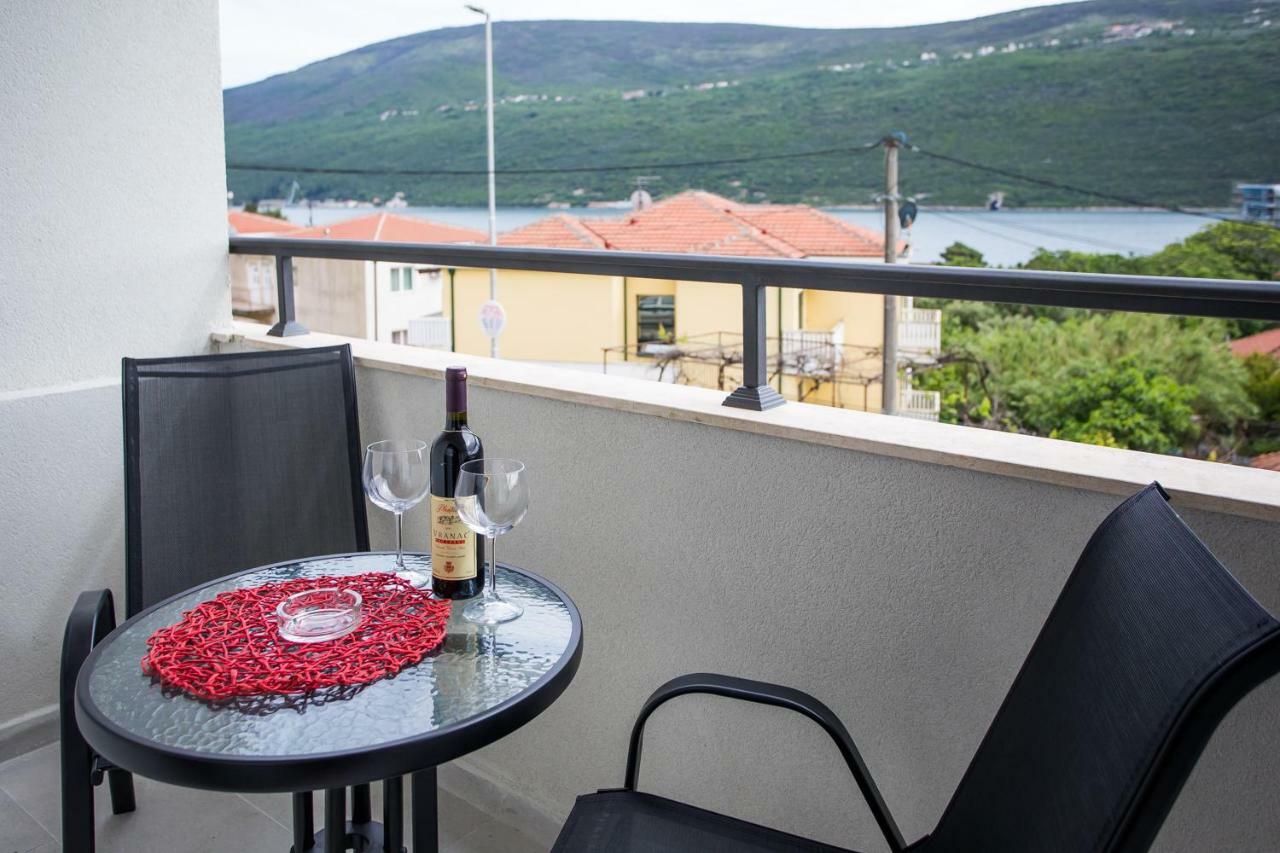 Hotel Olimpija Plus Herceg Novi Exteriör bild
