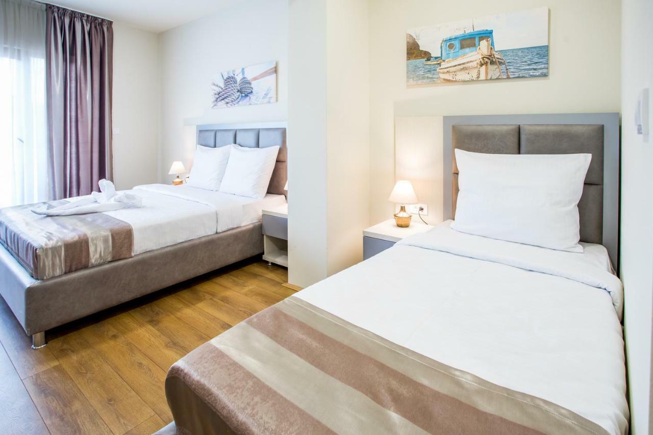 Hotel Olimpija Plus Herceg Novi Exteriör bild